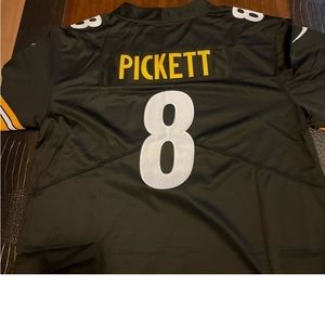 Last XL Kenny picket jersey just like worn on field